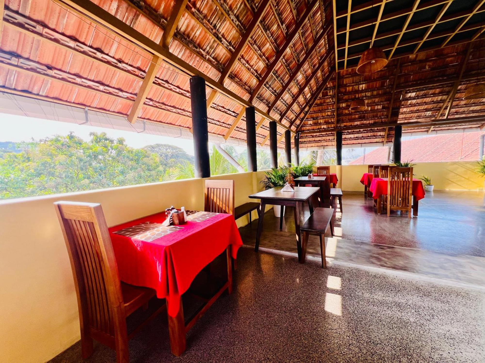 Seacoast Inn Fortkochi Fort Kochi 외부 사진